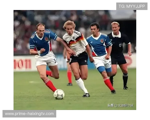 足球球星头像精选：展示球场传奇人物的独特风采与魅力